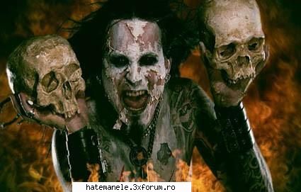 dimmu borgir moama..cea mai tare formatie mea) piese preferate gramada printre care fi...in death`s