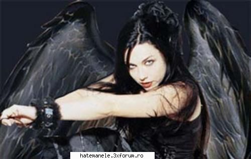 dark pictures - aaaahhhh...imi place si mie amy..uite pun si io - Sa vb despre tot si toate
